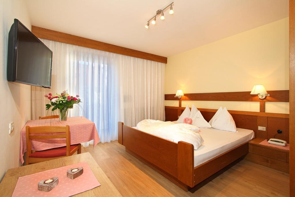Hotel Garni Savoy Castelrotto Pokój zdjęcie