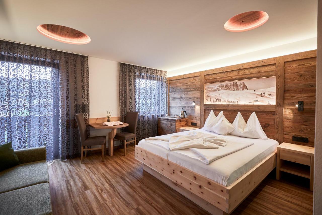 Hotel Garni Savoy Castelrotto Zewnętrze zdjęcie